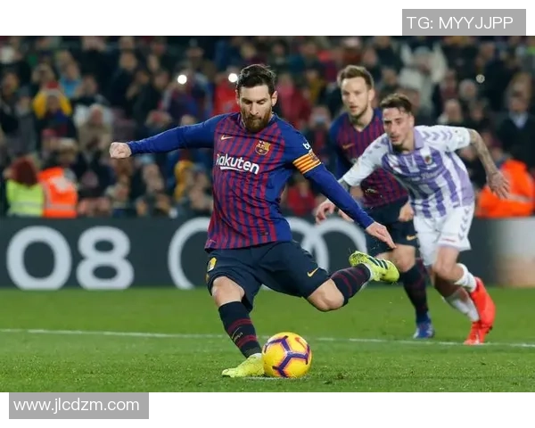 足球明星成名之路全景揭秘及精彩瞬间图片展示