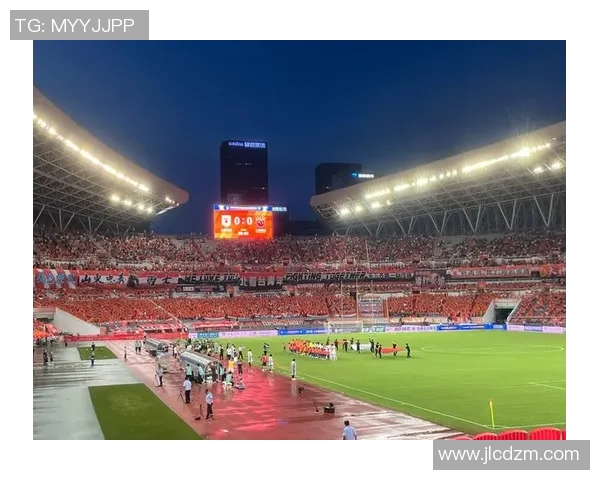 足球明星精彩瞬间集锦回顾展现球场魅力与激情的完美时刻